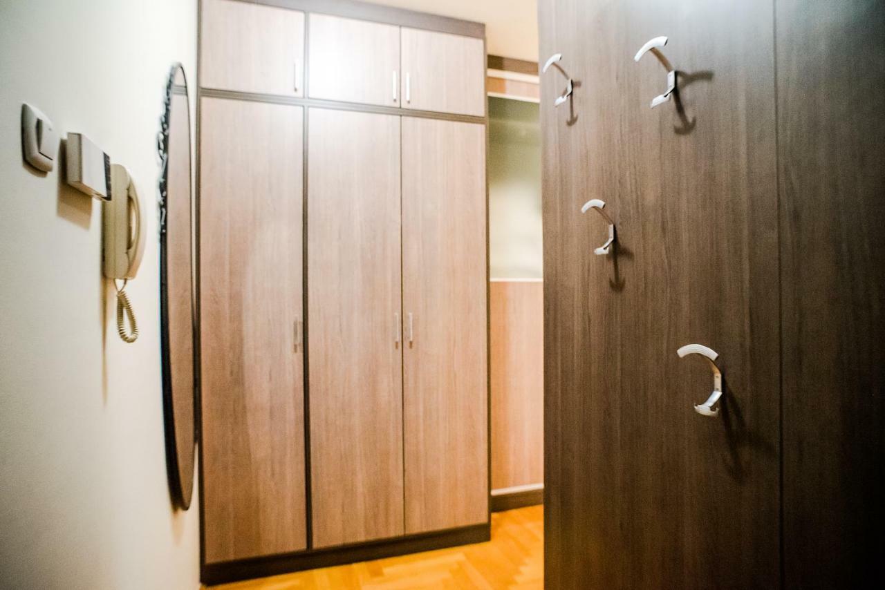 Hollo Apartment - Private Garage - A/C Budapest Exterior photo